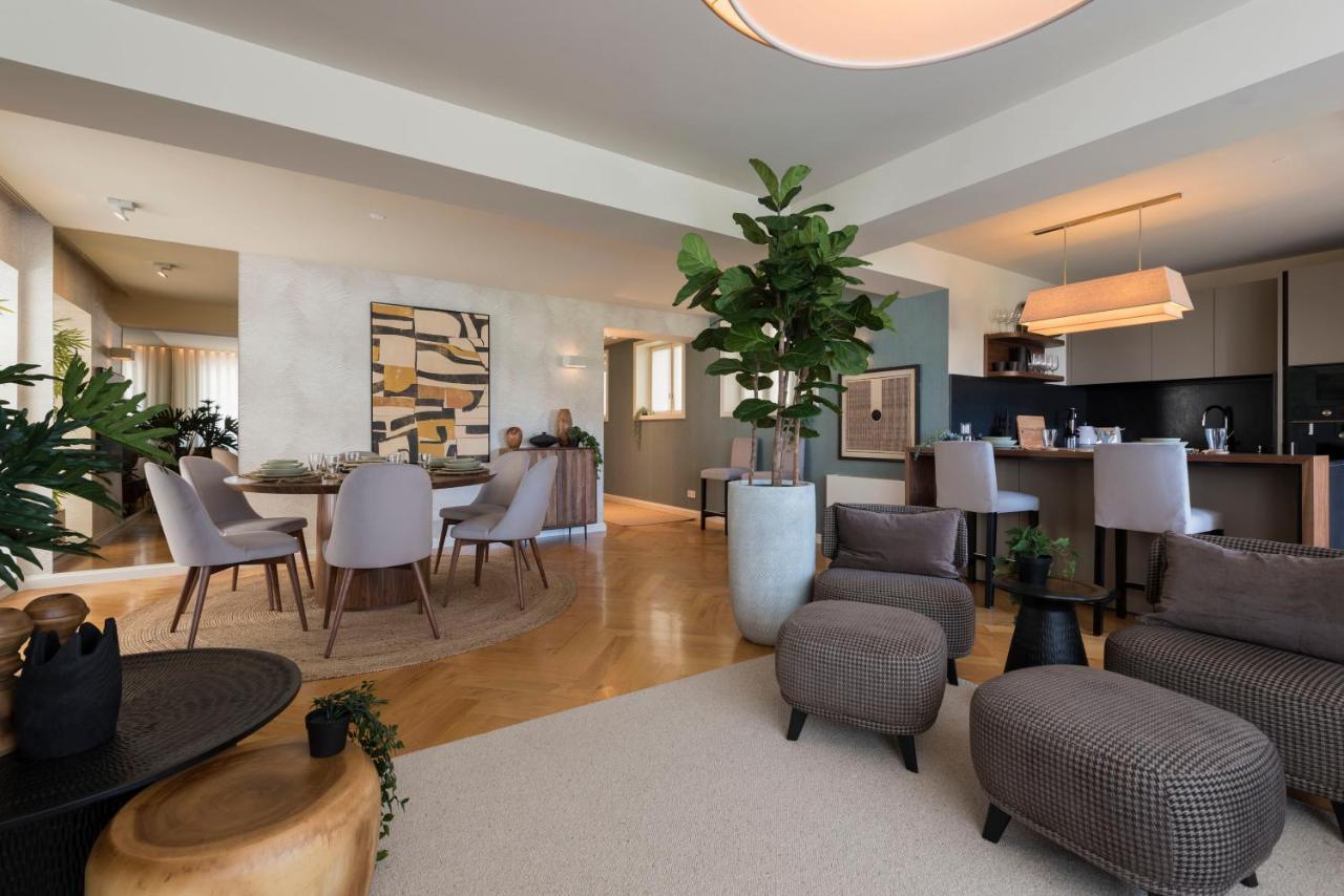 Emporium Deluxe 3Br Apartment W/ Private Parking By Lovelystay Porto Exteriér fotografie