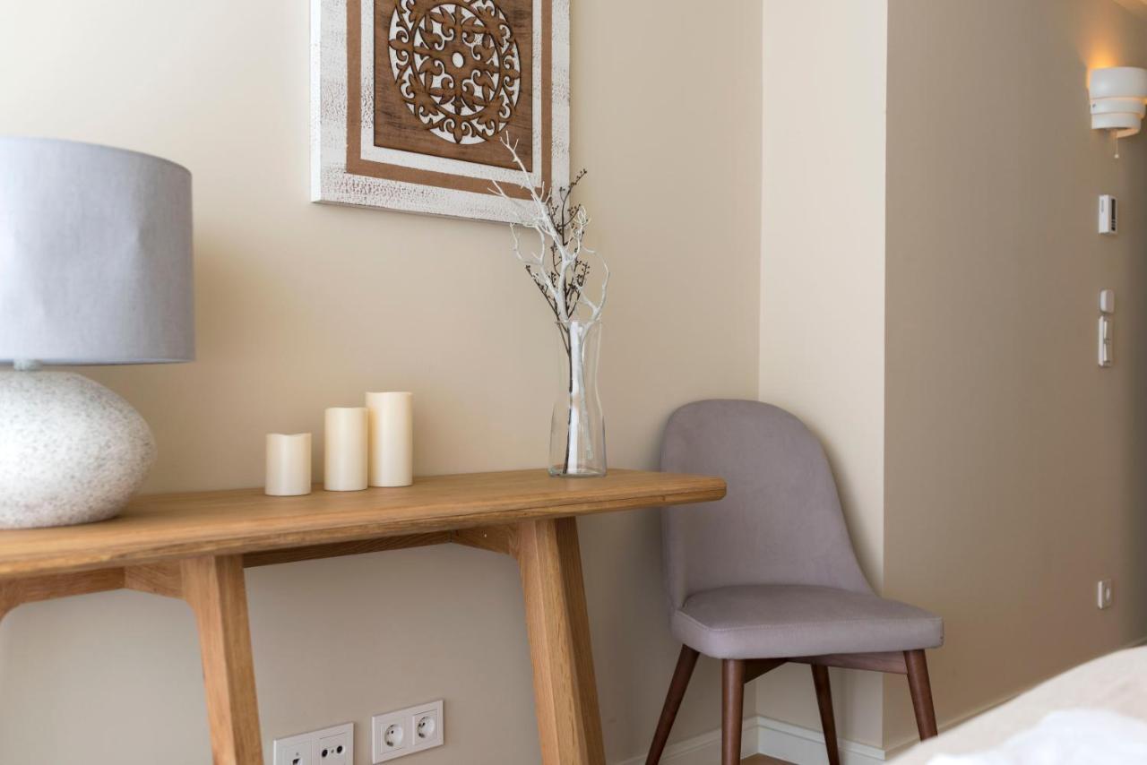 Emporium Deluxe 3Br Apartment W/ Private Parking By Lovelystay Porto Exteriér fotografie