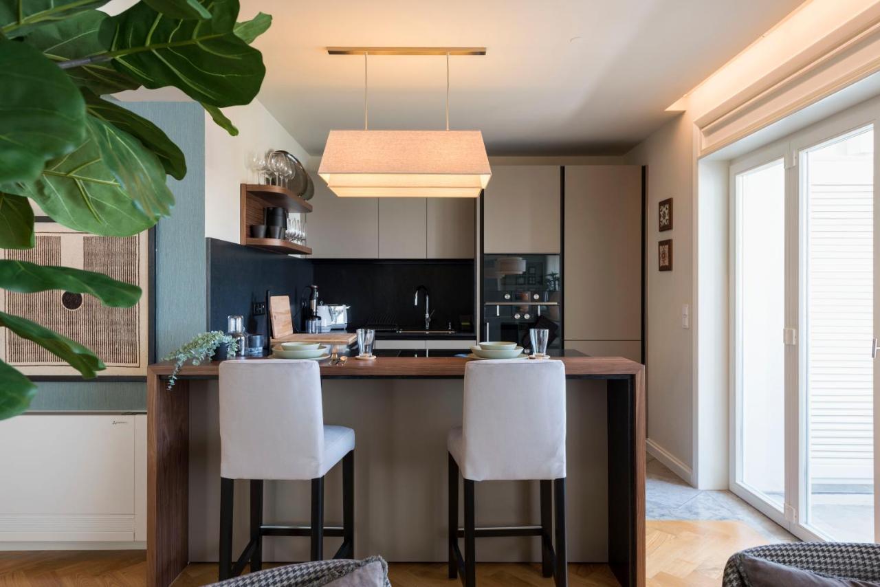 Emporium Deluxe 3Br Apartment W/ Private Parking By Lovelystay Porto Exteriér fotografie