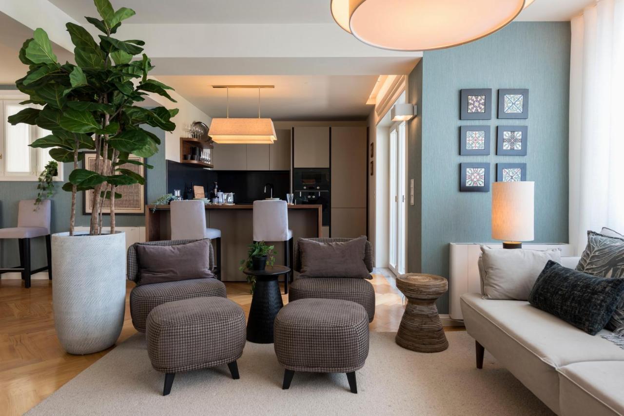 Emporium Deluxe 3Br Apartment W/ Private Parking By Lovelystay Porto Exteriér fotografie